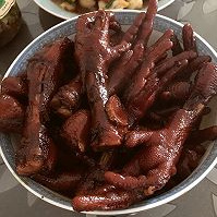 自己卤鸡爪怎么做好吃，需要什么配料