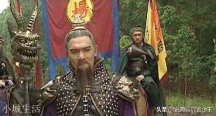 靠山王是秦琼的杀父仇人，那秦叔宝为什么愿意做杨林的义子？