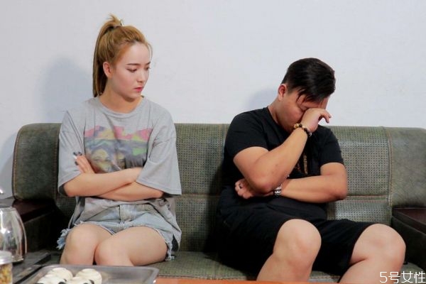 朋友吵架需要自己化解 朋友两夫妻吵架怎么劝