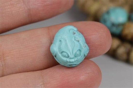 绿松石伴生矿是什么意思