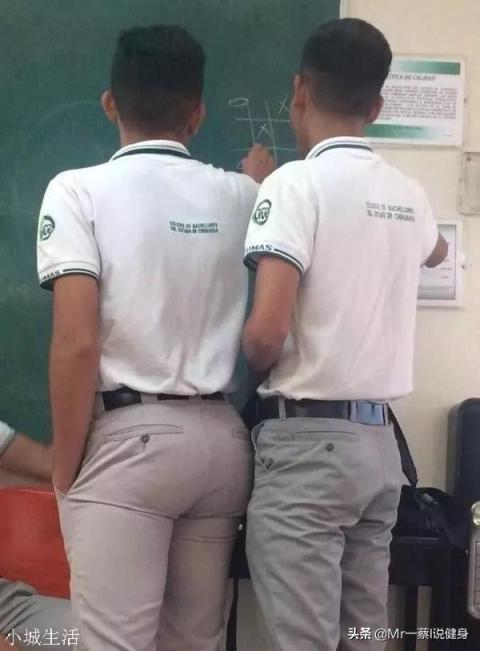 男人該怎樣健身鍛煉才能練出翹臀？