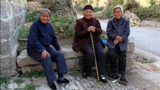 在農(nóng)村做專注于老人服務(wù)的事業(yè)有前途嗎？