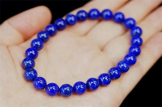 青金石可以用白水晶消磁吗?