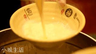 东北人豆浆是喝咸的吗？为什么？