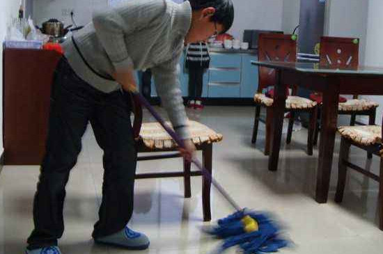 84消毒液怎么用来拖地