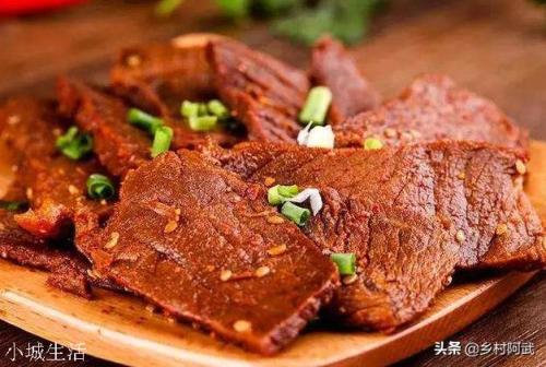 卤牛肉时哪种香料最关键？