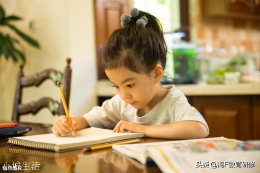 有多少家长会让孩子每天坚持背古诗、早读、阅读、练字的？