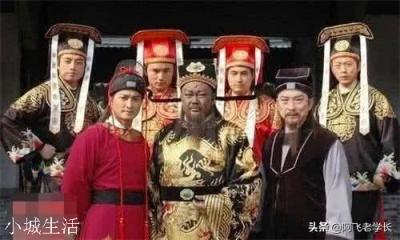 包拯临死前对展昭说了句话,为何展昭消失了?