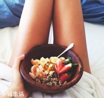 睡前运动后该吃东西吗？补充热量可以加快减肥吗？