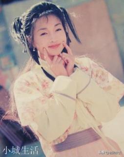 黄蓉指责杨过和小龙女乱辈份，但黄蓉和郭靖不也同样乱辈份了吗？
