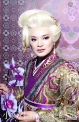 为什么灭绝连四大法王排名最末的青翼蝠王都打不过，而紫衫龙王却不是她的对手？