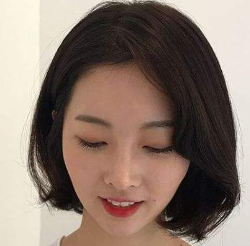 皮肤暴晒后又红又痛痒怎么办