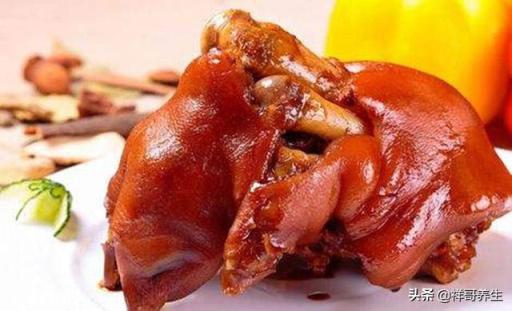 酱熟食的卤水放什么能让颜色漂亮，最好是黄色有点红亮那种？