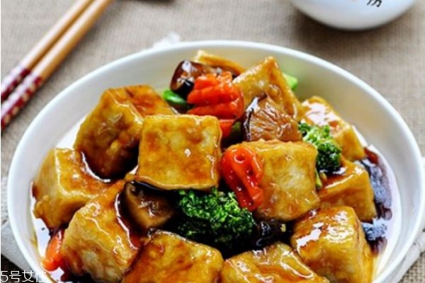 海带豆腐汤做法 家常豆腐的做法
