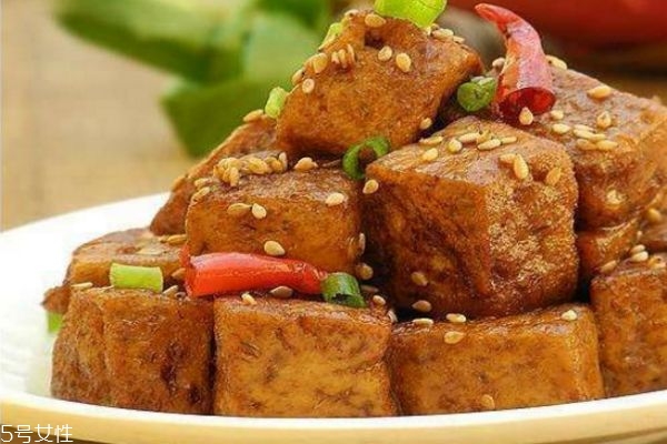 海带豆腐汤做法 家常豆腐的做法