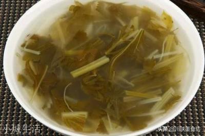老家做豆腐都是卤水豆腐，那么卤水是怎么弄的？是什么物质？
