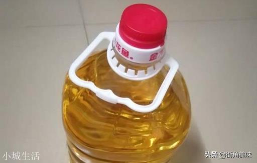 超市买的油与农村的自榨油哪个更好?