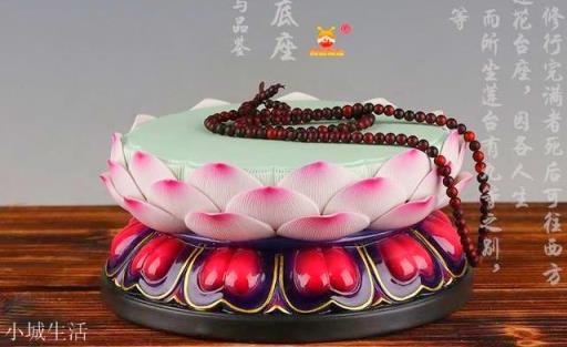 《封神演义》中，将龟灵圣母吃成空壳，又把十二品莲台吃掉三品，蚊道人为什么这么厉害？