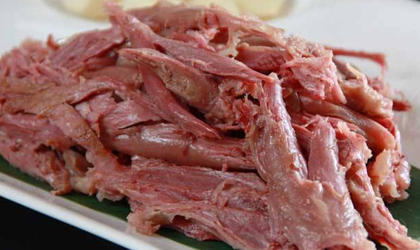 狗肉不能和什么一起吃