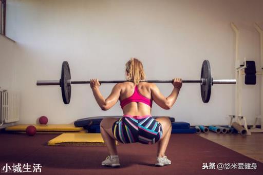 每次去完健身房身上都很酸，但就是不长肌肉怎么办？