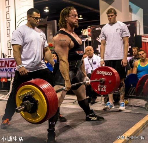 每次去完健身房身上都很酸，但就是不长肌肉怎么办？
