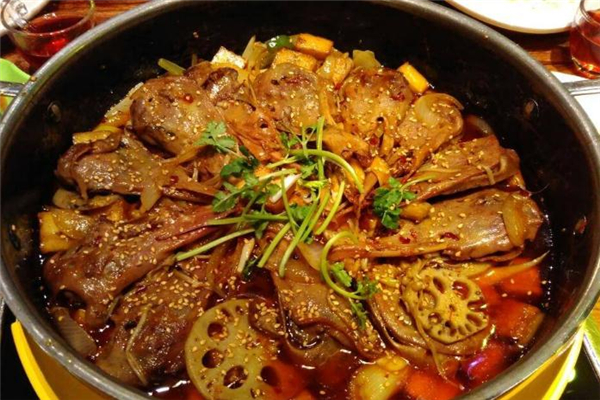 干锅鸭头可以经常吃吗 干锅鸭头小技巧