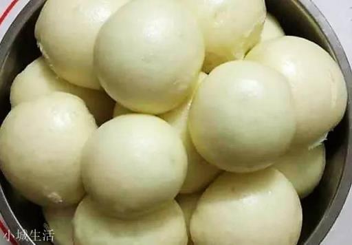酵母蒸馒头为什么有说一斤面放3克的有说一斤面放五克的,都不一样呢?