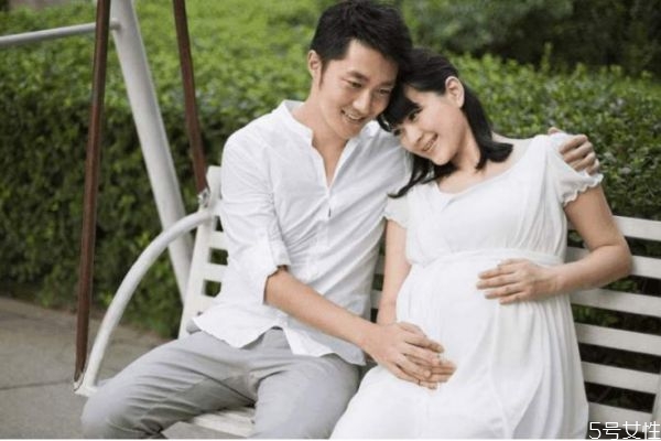 沟通是维持婚姻幸福的法宝 如何与老公沟通找话题