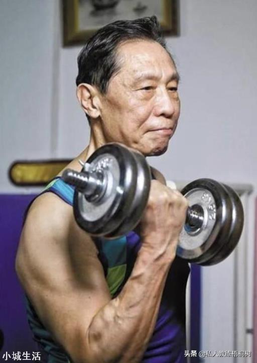 现在有很多人认为:健身加快了人体新陈代谢和身体损耗,导致寿命缩短!是真的吗?