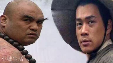 武松能将四五百斤的石墩抛起一丈高,相国寺的垂柳他能拔起来么?