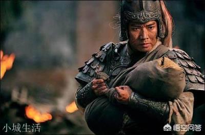 假如曹操在长坂坡下令放箭，赵云还能全身而退吗？为什么？