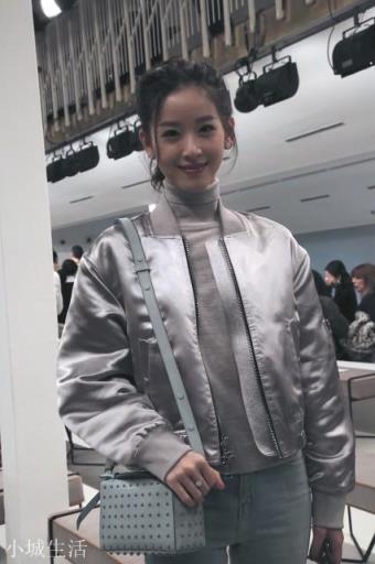 你觉得刘亦菲和章泽天谁更漂亮?为什么?