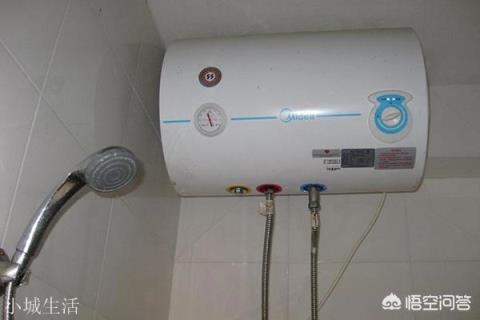 电热水器到底要不要拔下插头洗澡？