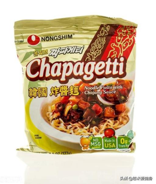 为什么汉堡包菜肉搭配均衡却是垃圾食品，牛肉面高盐高油全是面，没肉却不是？