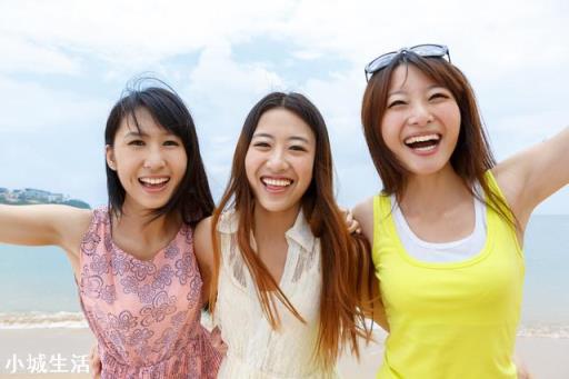 如何回懟導游強制消費時說“沒錢你出來旅游干嘛”這句話？