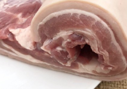 3招教你挑选好的猪肉 猪肉变成深褐色还能吃是真的吗
