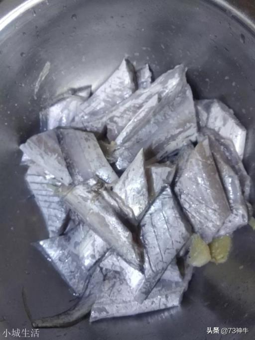 炸带鱼的油怎么处理?