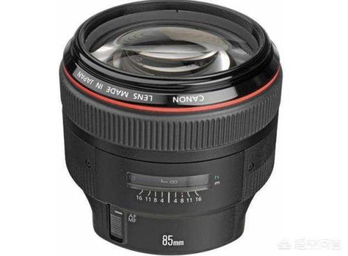 佳能5d4拍人像，50mm1.2和85mm1.4，应该怎么选？