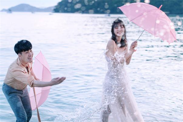 二婚老公出轨的表现 二婚老公出轨该不该离婚