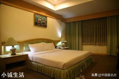 面对同一旅游目的地，旅游产品价格却相差那么大，该如何选择呢？