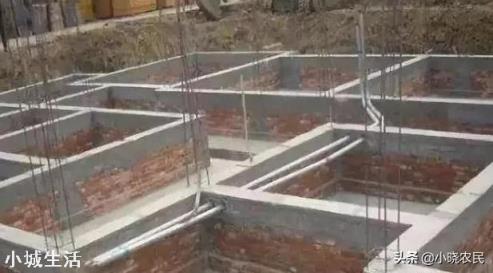 在农村自建房中，用30工字钢代替梁可以吗？