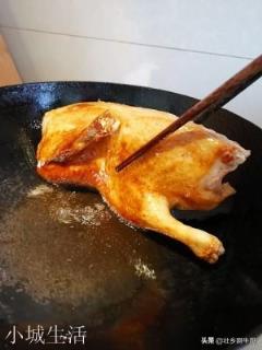 广东碌鹅的正宗做法是什么?净重十斤的鹅做广东碌鹅放多少糖和多少豉油？