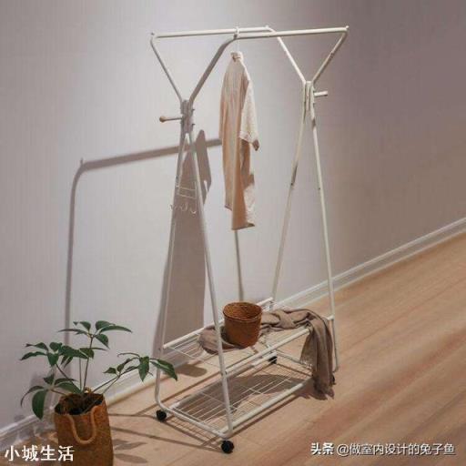 阳台打通和客厅一体，应该怎么解决晾衣服问题？