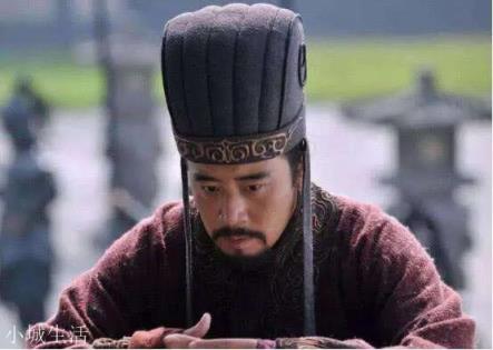 刘备屡战屡败为什么袁绍曹操刘表等人对他还礼遇有加?