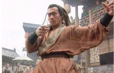 水浒英雄的武力很多都是无师自通，你怎么看？梁山好汉武功是天生的吗？