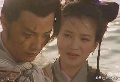 在《水浒传》中，你认为燕青是不是喜欢李师师呢？