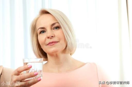 什么时间喝水对便秘好？