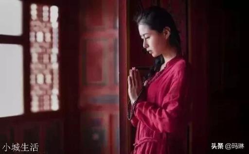 家里有个身家过千万的亲戚，每次去他们家，人家都不正眼看我们。你们有这样的亲戚吗？
