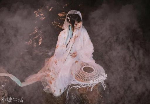 中国神话里，神的级别高还是仙的级别高？依据是什么？神与仙又如何区分？