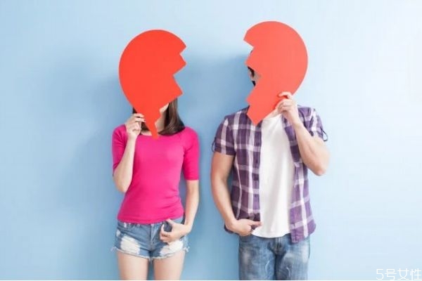 如何報復狠心背叛你的男人 該怎么對付老公的冷落
